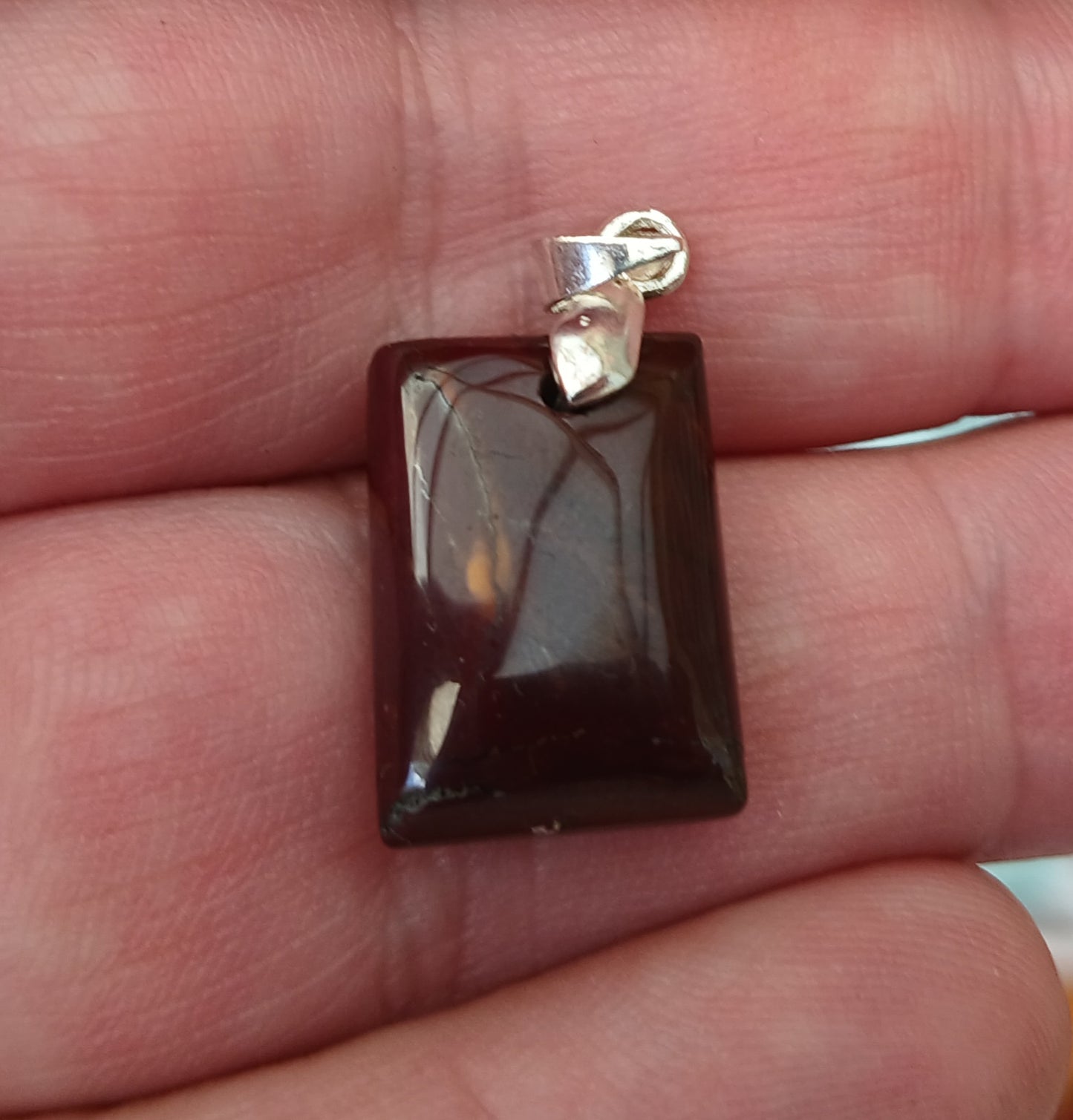 Pendentif en mokaite